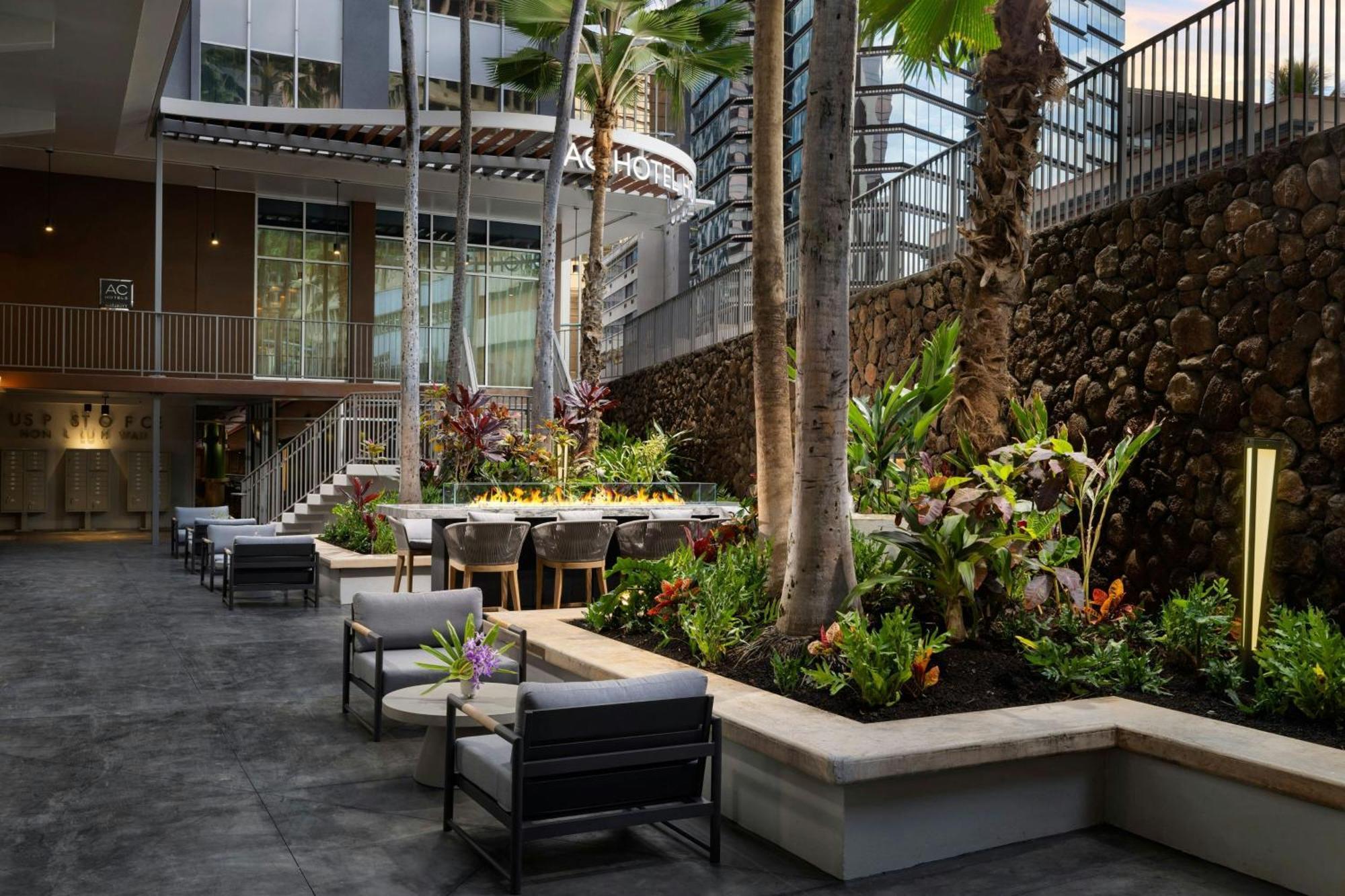 Ac Hotel By Marriott Honolulu Extérieur photo